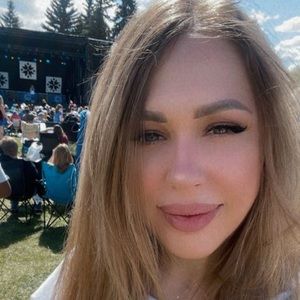 Meet your Posher, Anastasia